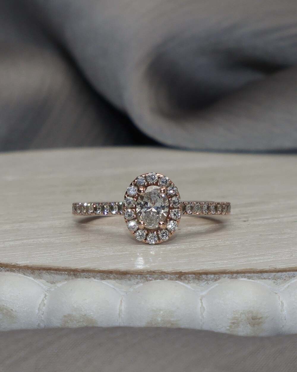 TJ 10k Rose Gold Natural Oval Diamond Engagement Ring 2.5G / Sz 5 N1549